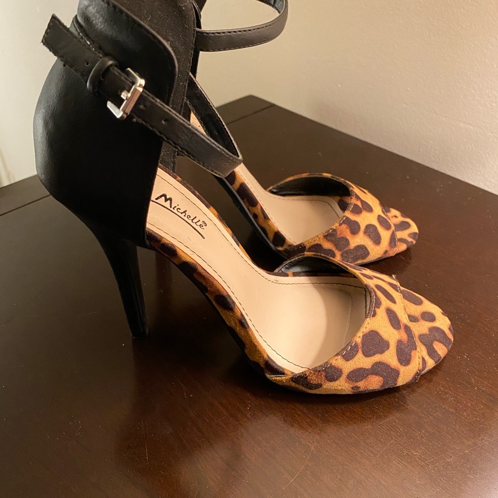 Anne Michelle Ankle Strap  Black/Leopard Heels